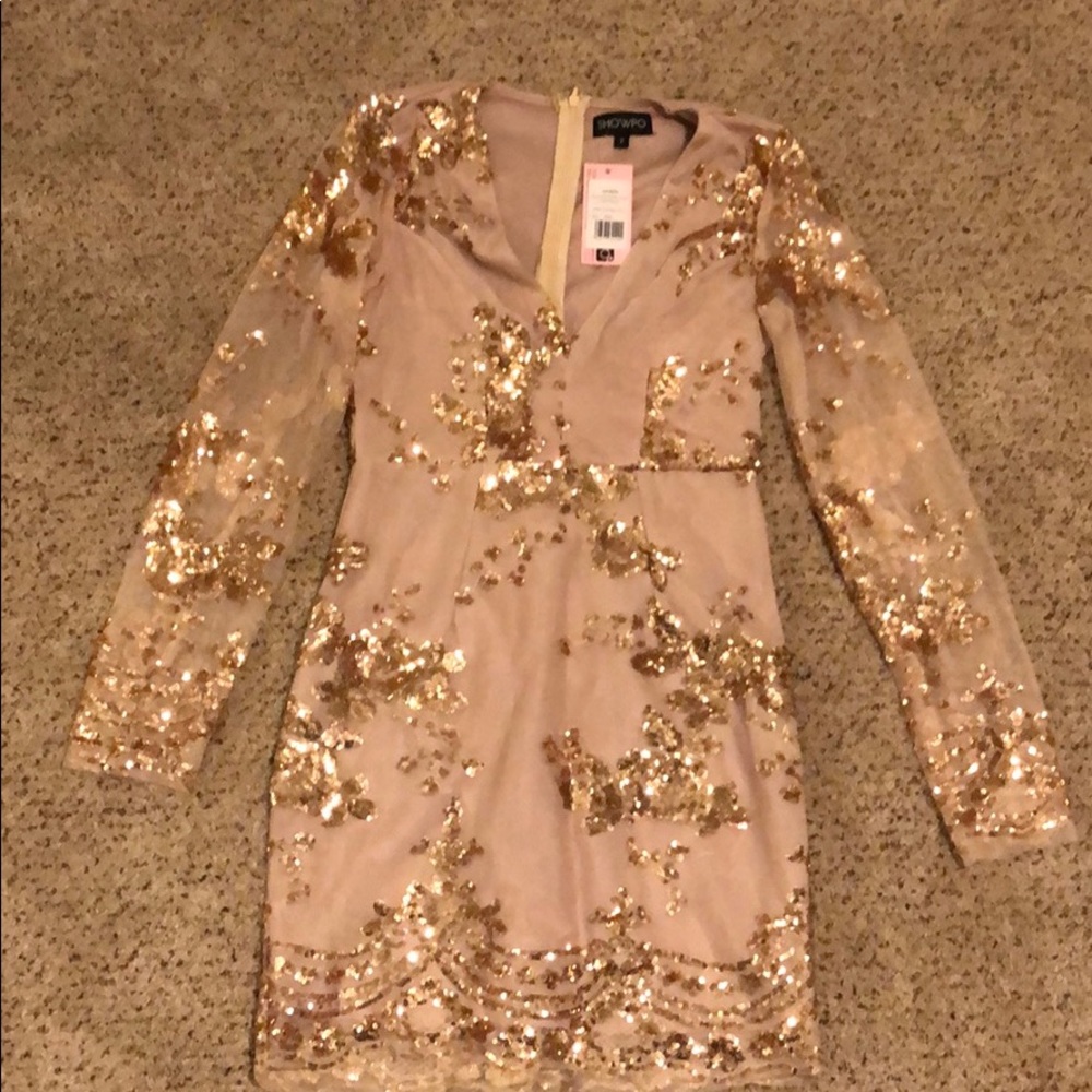 Showpo Front and Centre dress in gold sequin dress